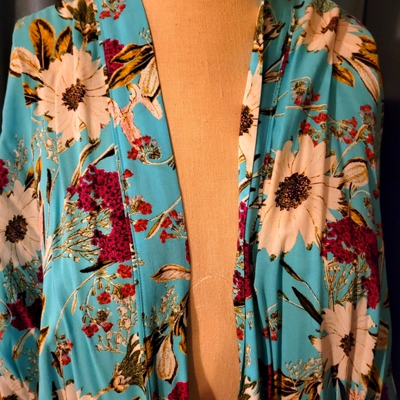 VICTORIAS SECRET XS/SM KIMONO - Picture 1 of 3